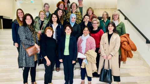 ‚‚Mehr Frauen in die Politik!“ – Landtagsfahrt für politisch interessierte Frauen